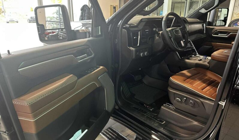 
								2026 GMC Sierra 3500 4wd Crew Cab Long full									