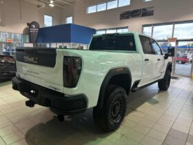 2026 GMC Sierra 2500 Crew Cab Standard