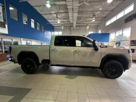2026 GMC Sierra 2500 Crew Cab Standard
