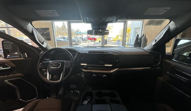 
								2026 GMC Sierra 2500 Crew Cab Standard full									