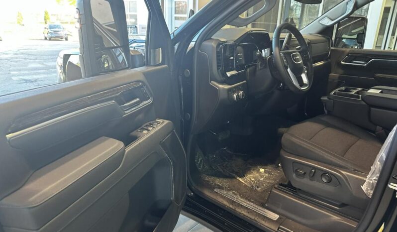 
								2026 GMC Sierra 2500 Crew Cab Standard full									