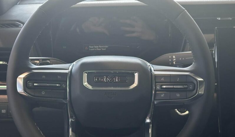 
								2026 GMC Terrain Fwd Elevation full									