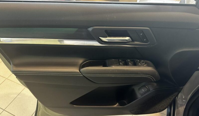 
								2026 GMC Terrain Fwd Elevation full									