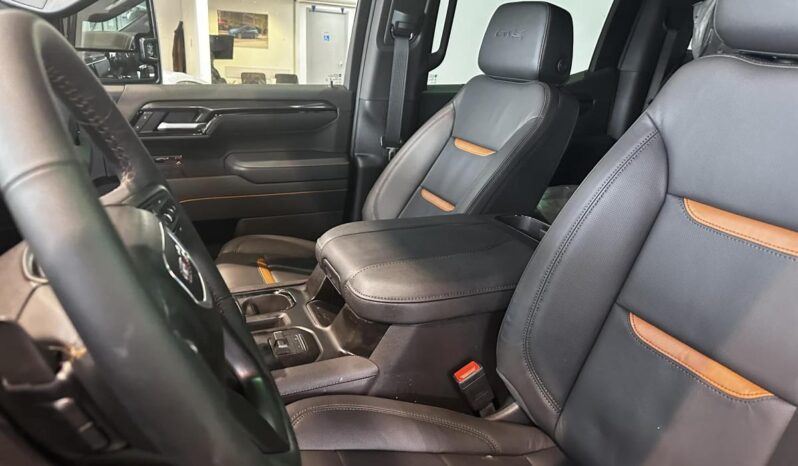 
								2026 GMC Sierra 1500 Crew Cab Standard full									