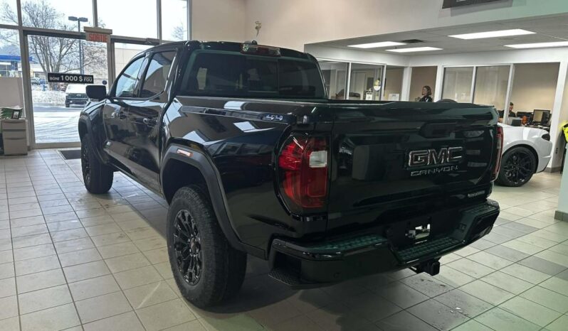 
								2026 GMC Canyon Crew Cab Short Box 4 full									