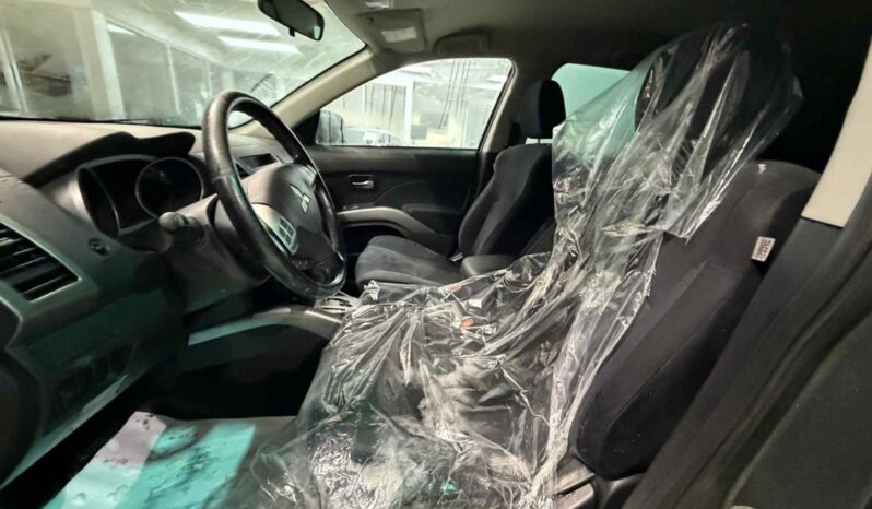 
								2009 Mitsubishi Outlander Es 2wd Cvt full									