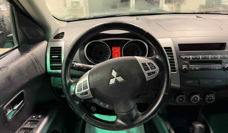 
								2009 Mitsubishi Outlander Es 2wd Cvt full									