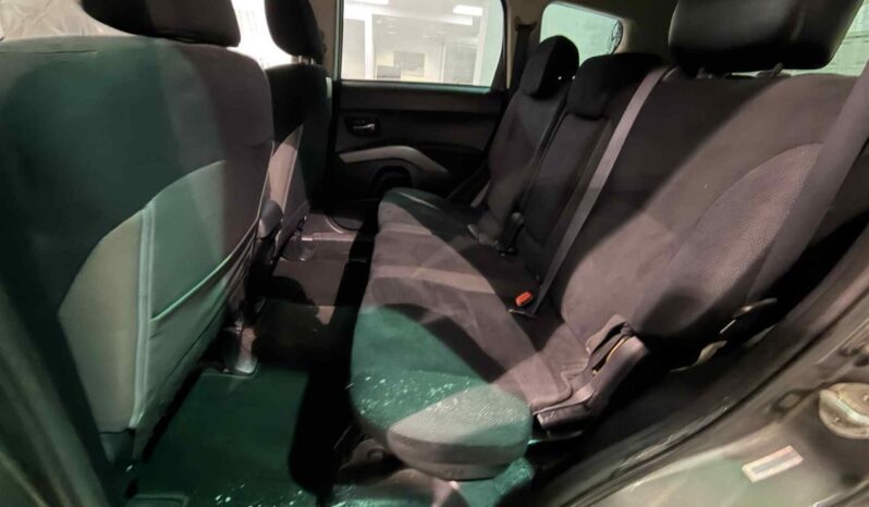 
								2009 Mitsubishi Outlander Es 2wd Cvt full									