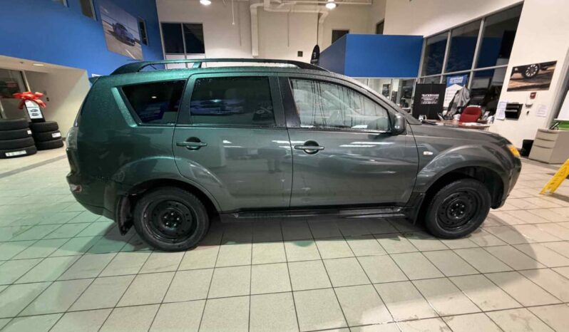 
								2009 Mitsubishi Outlander Es 2wd Cvt full									