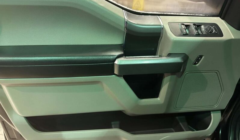 
								2015 Ford F-150 4×4 – Supercrew Xlt full									