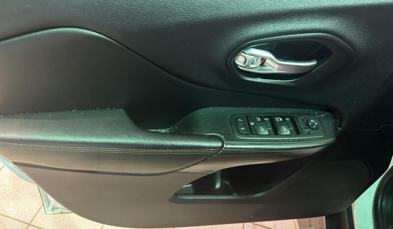 
								2015 Jeep Cherokee 4×4 Trailhawk full									