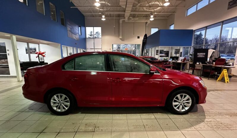 
								2015 Volkswagen Jetta Trendline Plus 2.0 full									