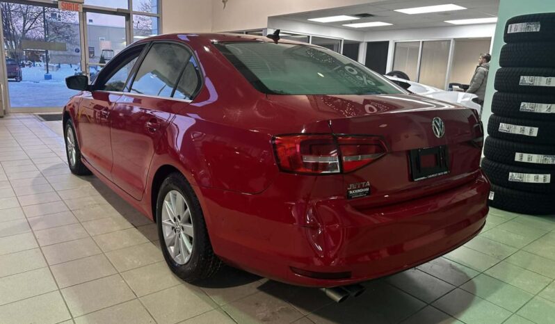 
								2015 Volkswagen Jetta Trendline Plus 2.0 full									