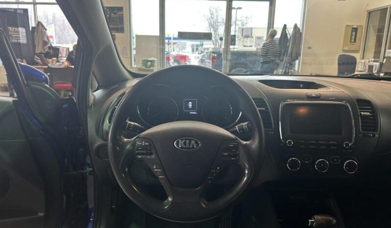 
								2017 Kia Forte Lx – At full									