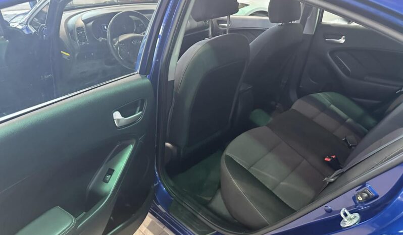 
								2017 Kia Forte Lx – At full									