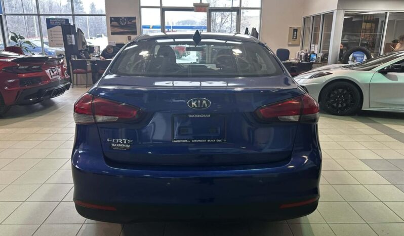 
								2017 Kia Forte Lx – At full									