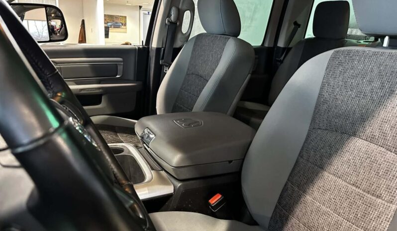 
								2019 RAM 1500 Slt 140.5″ Wb full									