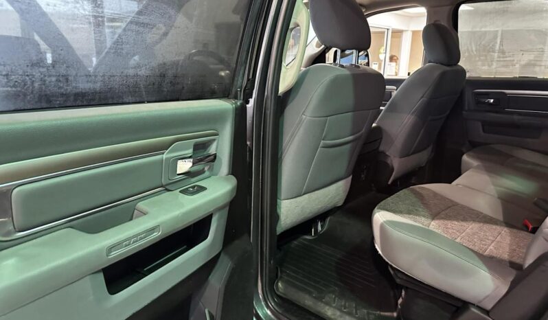 
								2019 RAM 1500 Slt 140.5″ Wb full									