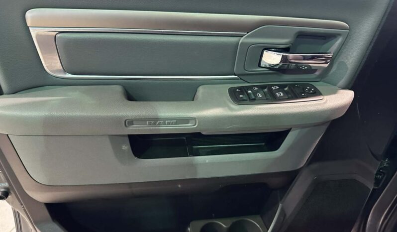 
								2019 RAM 1500 Slt 140.5″ Wb full									