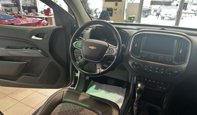 
								2022 Chevrolet Colorado Crew 4×4 Z71 Short full									