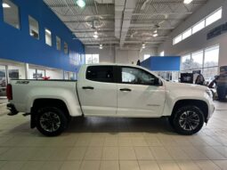 
										2022 Chevrolet Colorado Crew 4×4 Z71 Short full									