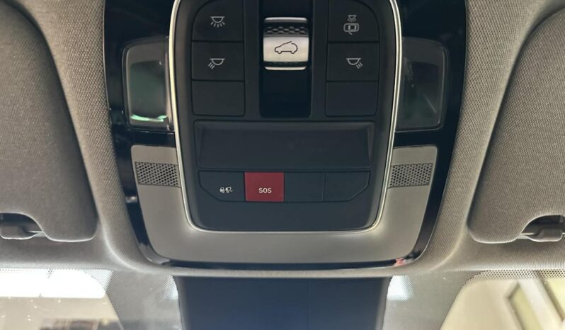 
								2022 Hyundai Santa Fe Plug-In Hybrid Luxury full									