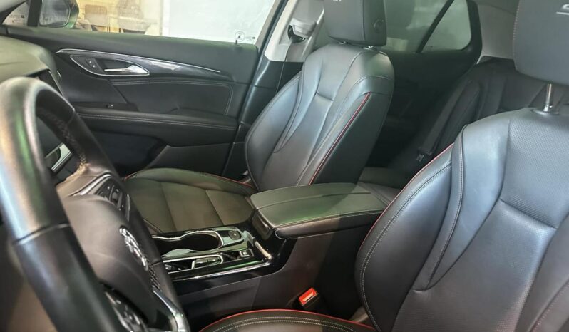 
								2023 Buick Envision Essence Awd full									