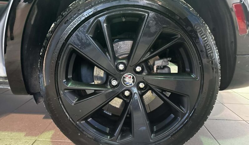 
								2023 Buick Envision Essence Awd full									