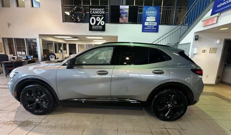 
								2023 Buick Envision Essence Awd full									