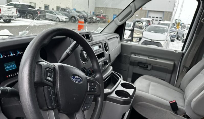 
								2023 Ford E-series E-450 Drw full									