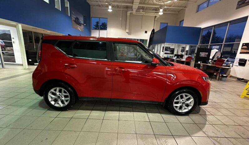 
								2023 Kia Soul Ex Ivt full									