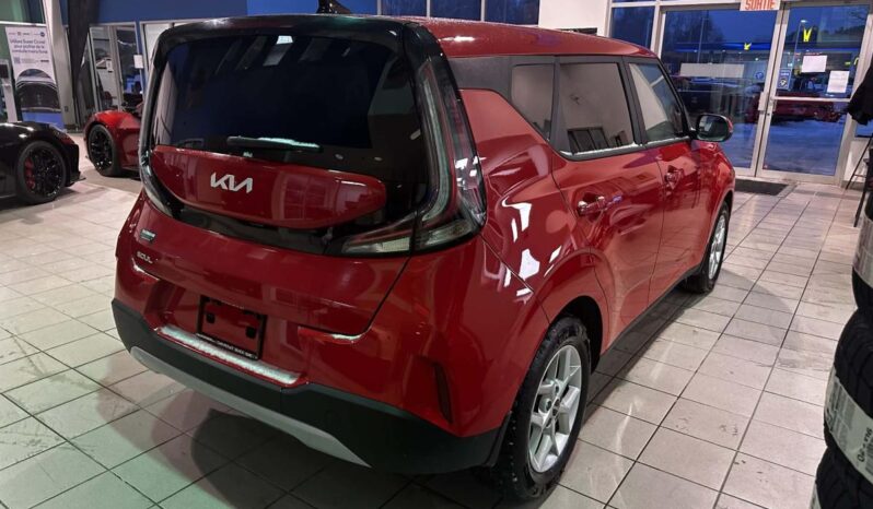 
								2023 Kia Soul Ex Ivt full									