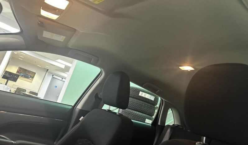 
								2024 Mitsubishi RVR Se Awc full									