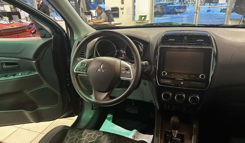 
								2024 Mitsubishi RVR Se Awc full									