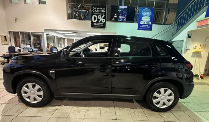 
								2024 Mitsubishi RVR Se Awc full									