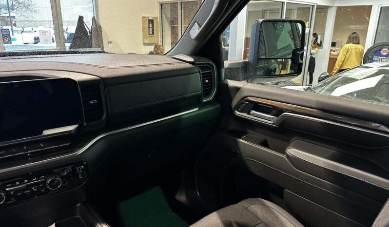 
								2026 Chevrolet Silverado 2500 4wd Crew Cab full									