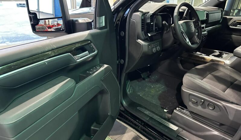 
								2026 Chevrolet Silverado 2500 4wd Crew Cab full									