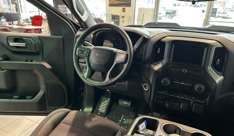 
								2026 Chevrolet Silverado 1500 Crew Cab Standard full									