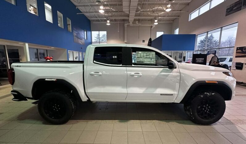 
								2026 GMC Canyon Crew Cab Short Box 4 full									