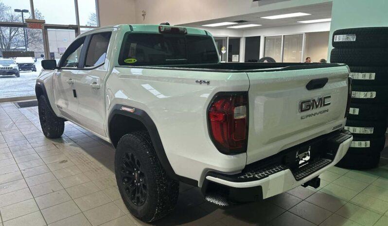 
								2026 GMC Canyon Crew Cab Short Box 4 full									