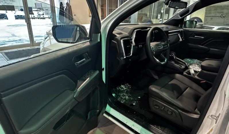 
								2026 GMC Canyon Crew Cab Short Box 4 full									