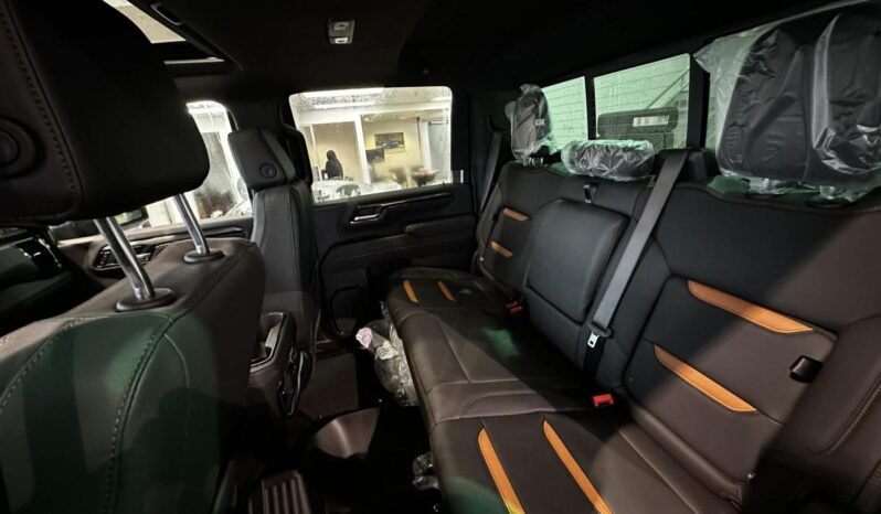 
								2026 GMC Sierra 2500 Crew Cab Long Box 4 full									