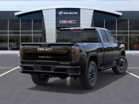 2026 GMC Sierra 2500 Crew Cab Standard Box 4-Wheel Drive Denali Ultimat