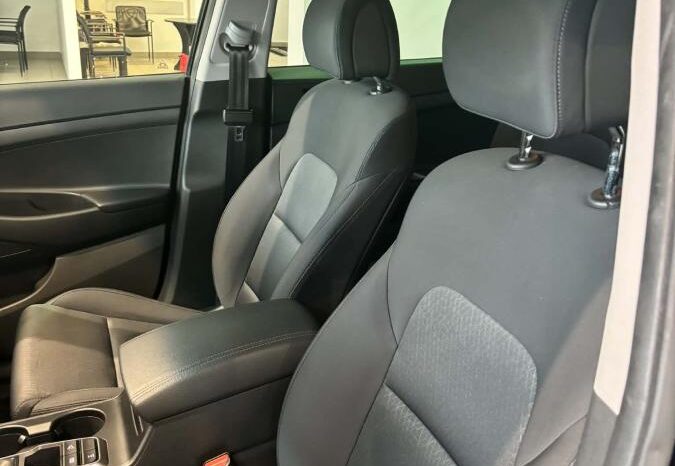 
								2017 Hyundai Tucson Awd 2.0l Premium full									