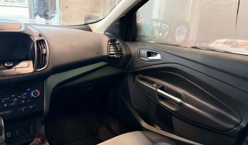 
								2019 Ford Escape Se – 4wd full									