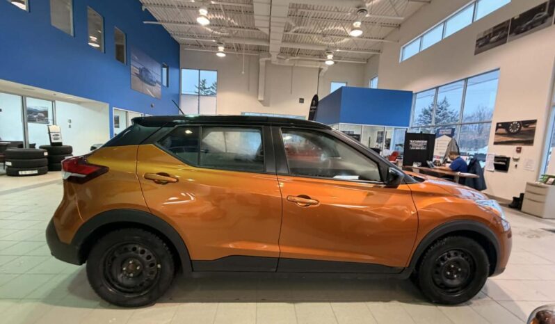 
								2019 Nissan Kicks Sv Cvt full									