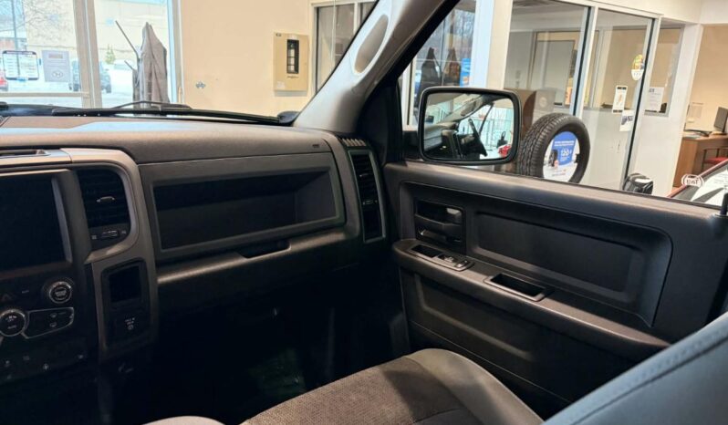 
								2020 RAM 1500 St 140.5″ Wb 5’7 full									