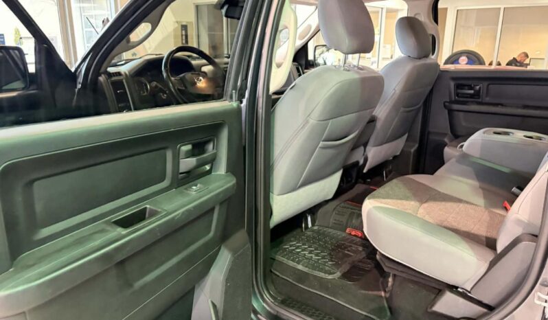 
								2020 RAM 1500 St 140.5″ Wb 5’7 full									