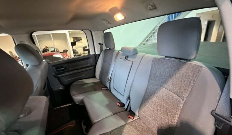 
								2020 RAM 1500 St 140.5″ Wb 5’7 full									