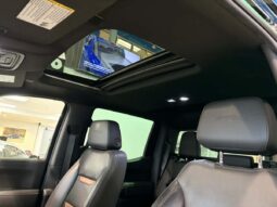 
										2021 GMC Sierra 1500 Crew Cab 4×4 At4 full									